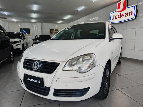 VOLKSWAGEN POLO 1.6 MI 8V TOTAL FLEX 4P MANUAL VOLKSWAGEN POLO 1.6 MI 8V TOTAL FLEX 4P MANUAL